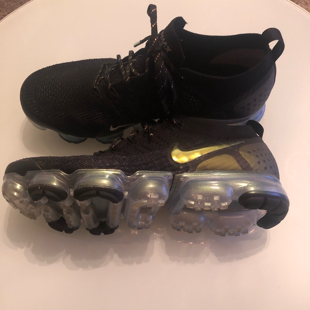 Vapormax shoes - Picture 5 of 5